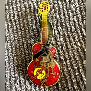 Las Vegas Hard Rock pin